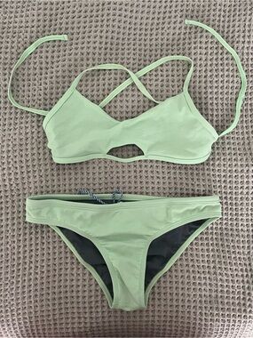 Women’s Jolyn Bikini Set